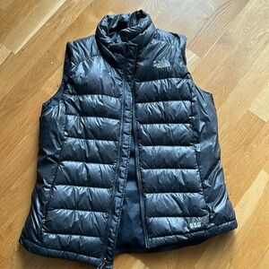 The North Face Woman’s 550 goose down vest